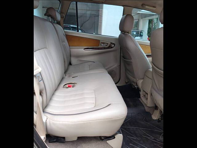 Used Toyota Innova [2013-2014] 2.5 EV PS 8 STR BS-III in Pune