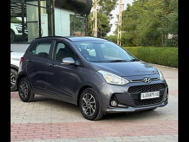 Used Hyundai Grand i10 Sportz (O) AT 1.2 Kappa VTVT [2017-2018] in Ahmedabad