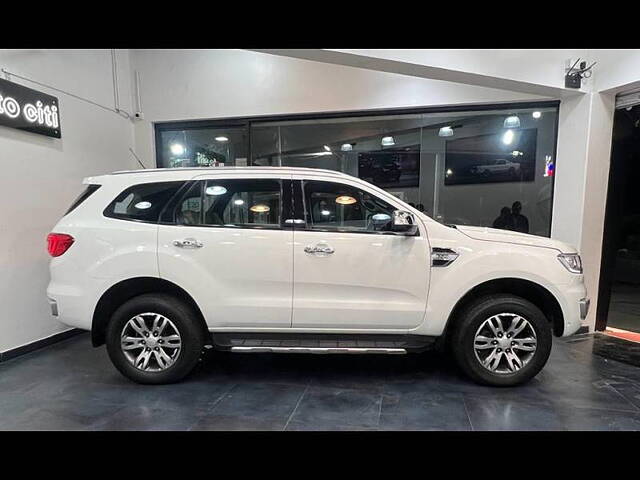 Used Ford Endeavour [2016-2019] Titanium 3.2 4x4 AT in Pune