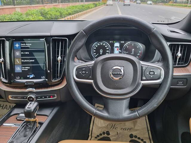 Used Volvo XC60 [2015-2017] Momentum in Delhi