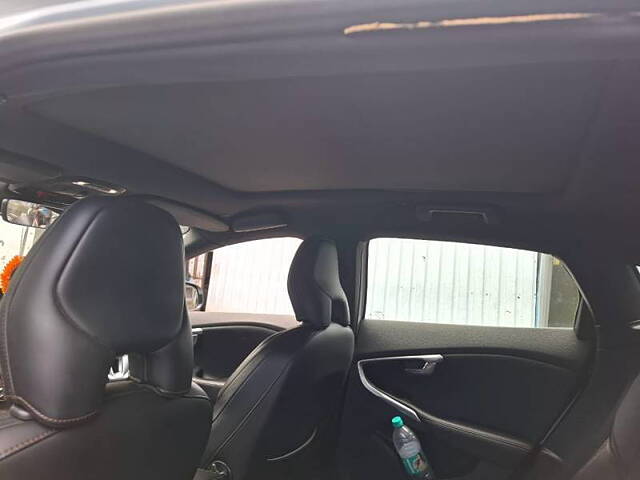 Used Volvo V40 Cross Country [2013-2016] D3 in Navi Mumbai