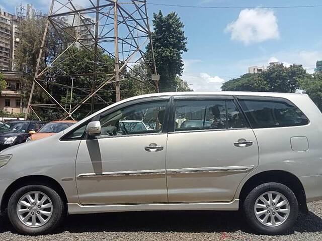 Used Toyota Innova [2009-2012] 2.5 VX 8 STR BS-IV in Mumbai