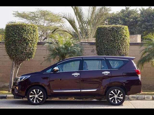 Used Toyota Innova Crysta [2016-2020] 2.4 ZX 7 STR [2016-2020] in Delhi