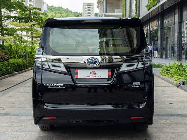 Used Toyota Vellfire VIP – Executive Lounge in Mumbai