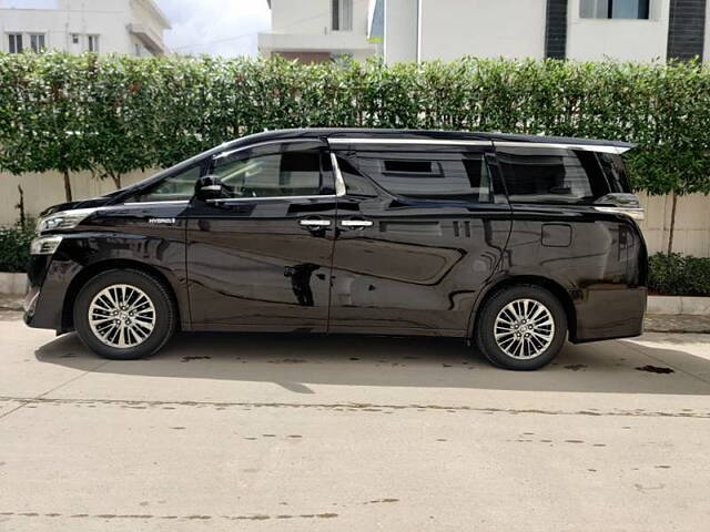 Used Toyota Vellfire [2020-2023] Hybrid in Hyderabad