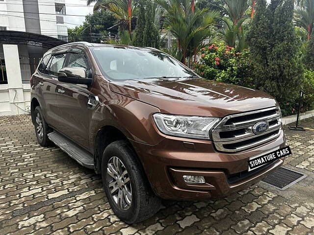 Used Ford Endeavour [2016-2019] Titanium 2.2 4x2 AT [2016-2018] in Kochi