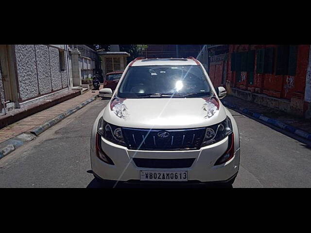 Used 2017 Mahindra XUV500 in Kolkata