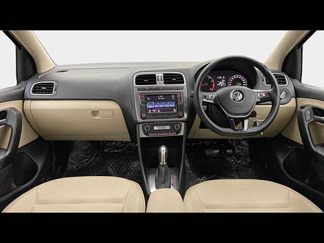 Used Volkswagen Vento [2015-2019] Highline Plus 1.2 (P) AT 16 Alloy in Delhi