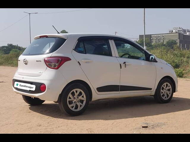 Used Hyundai Grand i10 Sportz (O) 1.2 Kappa VTVT [2017-2018] in Gandhinagar