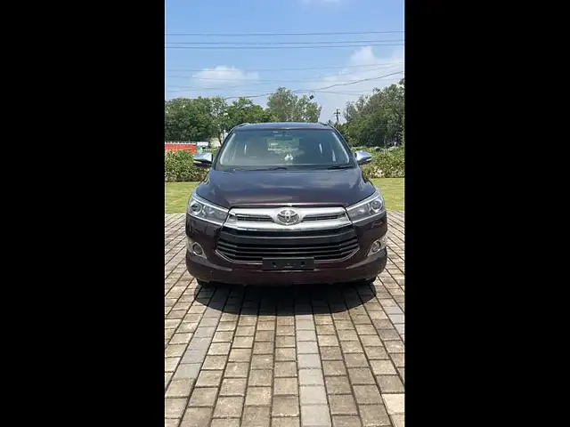Used 2016 Toyota Innova in Nashik