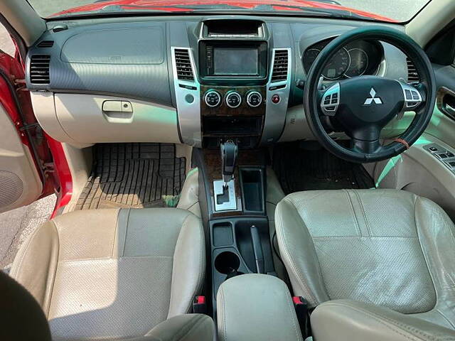 Used Mitsubishi Pajero Sport 2.5 AT in Mumbai