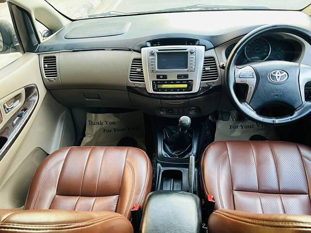 Used Toyota Innova [2013-2014] 2.5 VX 7 STR BS-IV in Chandigarh