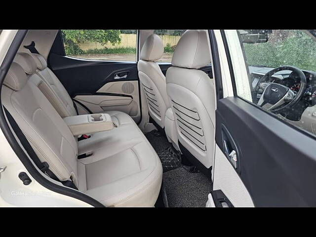 Used Mahindra XUV300 [2019-2024] W8 (O) 1.5 Diesel AMT in Delhi