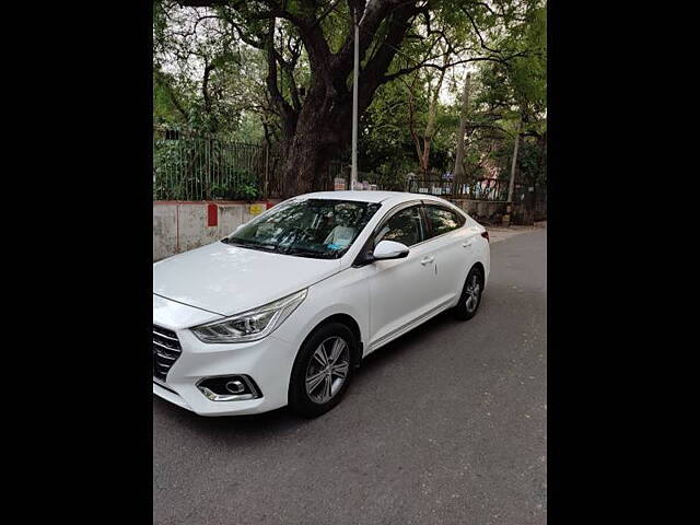 Used Hyundai Verna [2017-2020] SX 1.6 CRDi in Delhi