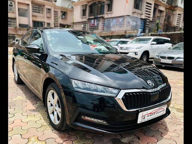 Used Skoda Octavia Style 2.0 in Mumbai