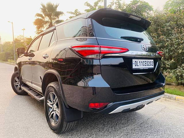 Used Toyota Fortuner 4X2 AT 2.7 Petrol in Delhi