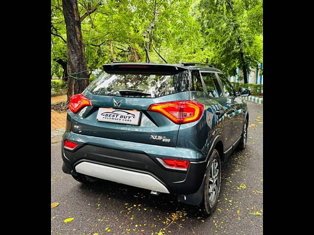 Used Mahindra XUV300 [2019-2024] W8 (O) 1.2 Petrol [2019] in Kolkata