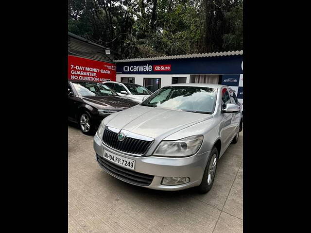 Used Skoda Laura Ambiente 2.0 TDI CR AT in Pune