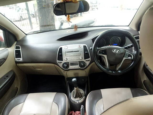 Used Hyundai i20 [2010-2012] Sportz 1.2 BS-IV in Mumbai