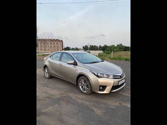 Used Toyota Corolla Altis [2014-2017] GL Petrol in Surat