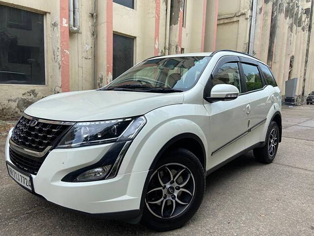 Used Mahindra XUV500 W7 [2018-2020] in Delhi