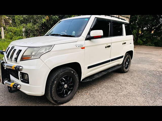 Used Mahindra TUV300 [2015-2019] T8 in Kolkata