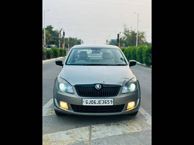 Used 2015 Skoda Rapid in Surat