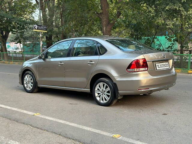 Used Volkswagen Vento [2015-2019] Highline Petrol AT [2015-2016] in Delhi