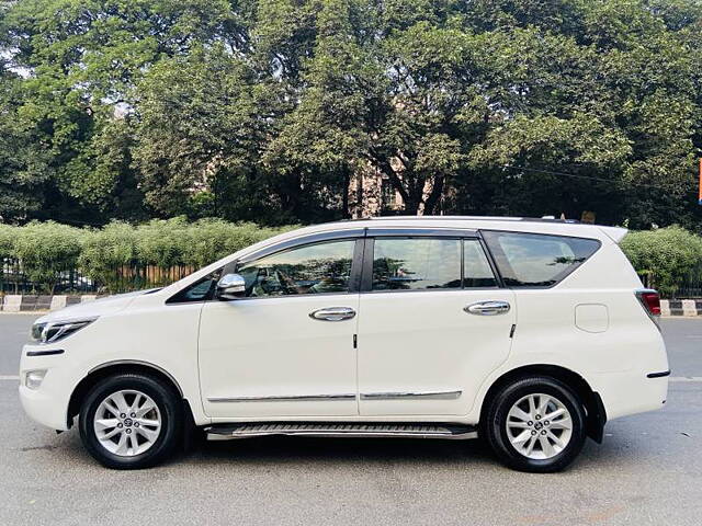 Used Toyota Innova Crysta [2016-2020] 2.4 GX 7 STR [2016-2020] in Delhi