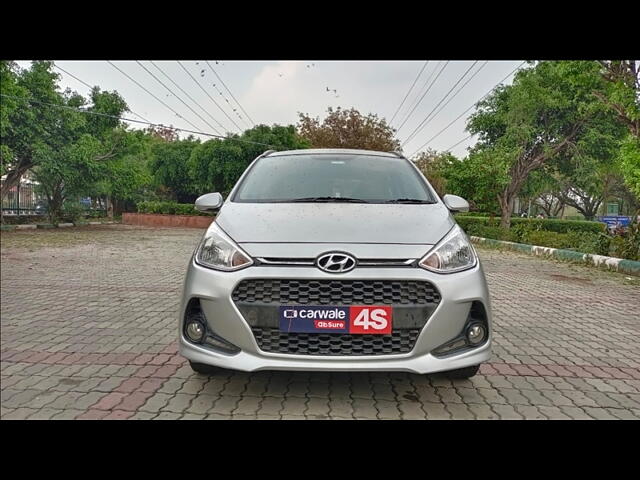 Used 2017 Hyundai Grand i10 in Delhi
