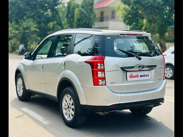 Used Mahindra XUV500 [2015-2018] W10 AT in Ahmedabad