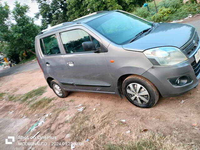 Used Maruti Suzuki Wagon R 1.0 [2014-2019] LXI in Vadodara