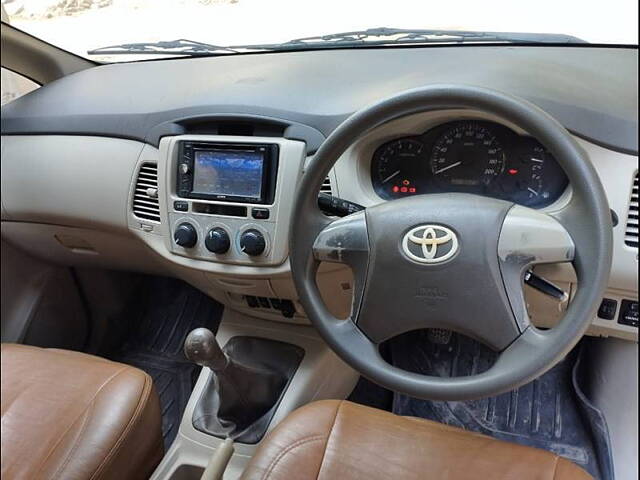 Used Toyota Innova [2005-2009] 2.5 G4 8 STR in Hyderabad