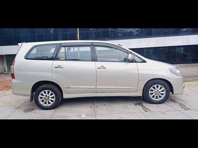 Used Toyota Innova [2013-2014] 2.5 VX 8 STR BS-III in Hyderabad