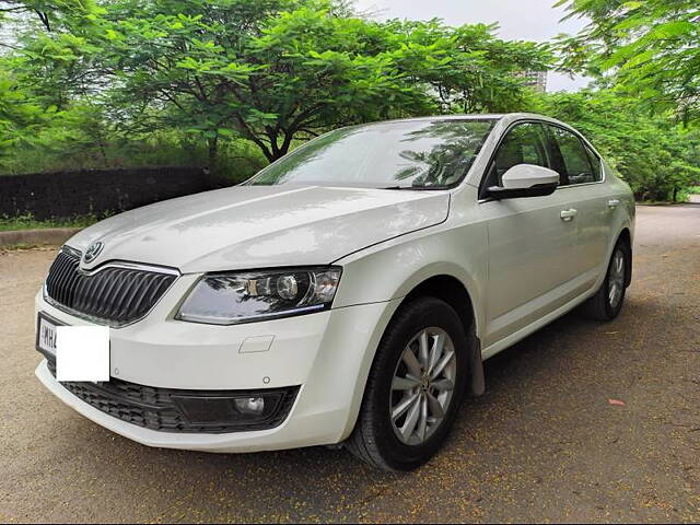 Used Skoda Octavia [2017-2021] 2.0 TDI CR Style Plus AT [2017] in Nashik