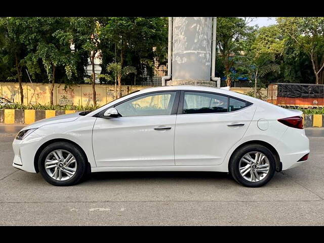 Used Hyundai Elantra [2016-2019] 2.0 SX MT in Mumbai