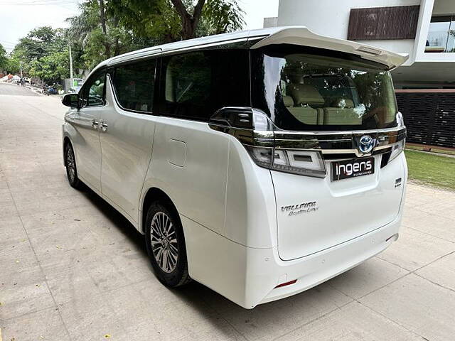 Used Toyota Vellfire [2020-2023] Hybrid in Hyderabad