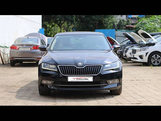 Used 2016 Skoda Superb in Mumbai