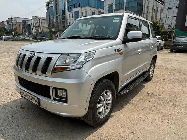 Used Mahindra TUV300 [2015-2019] T8 AMT in Noida