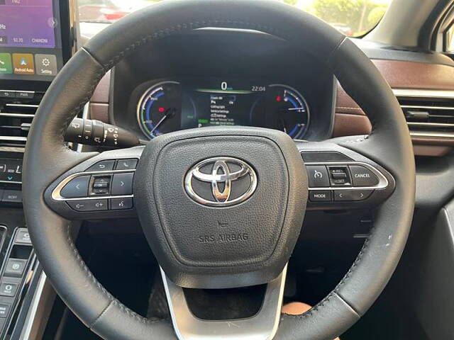 Used Toyota Innova Hycross VX (O) Hybrid 7 STR in Delhi