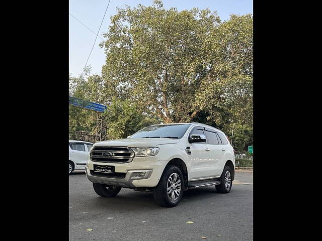 Used Ford Endeavour [2016-2019] Titanium 3.2 4x4 AT in Delhi