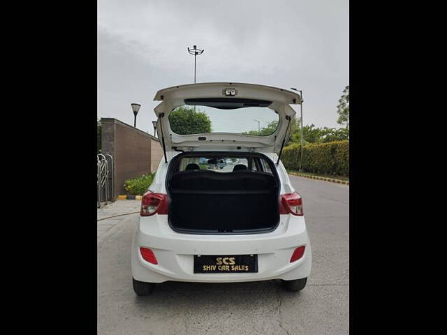 Used Hyundai Grand i10 Sportz (O) 1.2 Kappa VTVT [2017-2018] in Delhi