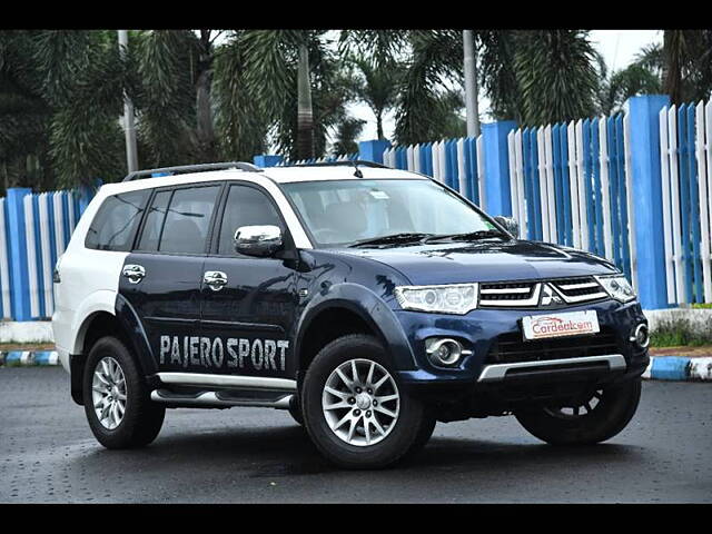 Used Mitsubishi Pajero Sport 2.5 AT in Kolkata