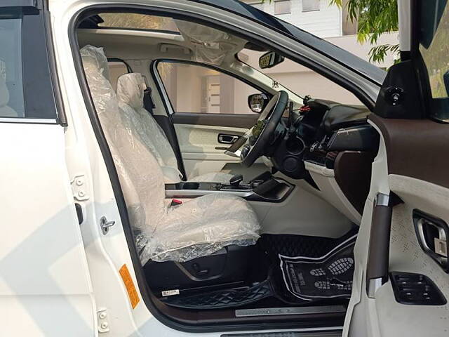 Used Tata Safari Accomplished Plus Dual Tone AT in Delhi