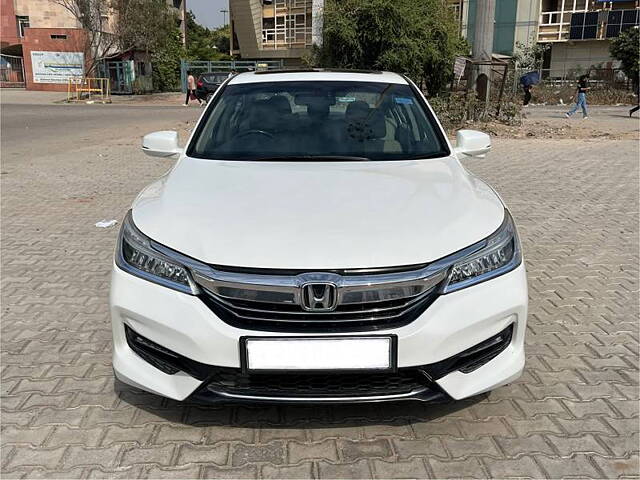 Used Honda Accord Hybrid in Delhi