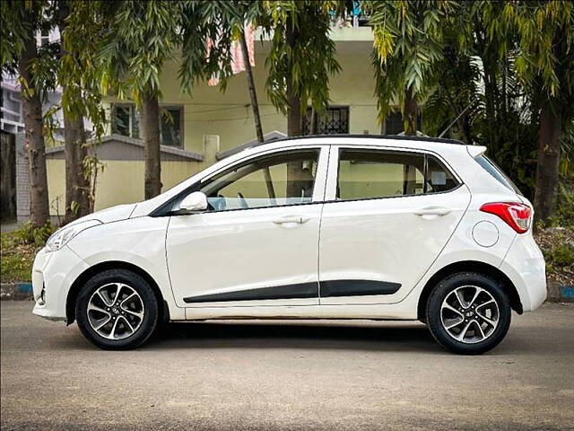 Used Hyundai Grand i10 Sportz AT 1.2 Kappa VTVT in Kolkata