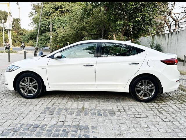 Used Hyundai Elantra SX (O) 2.0 AT in Delhi