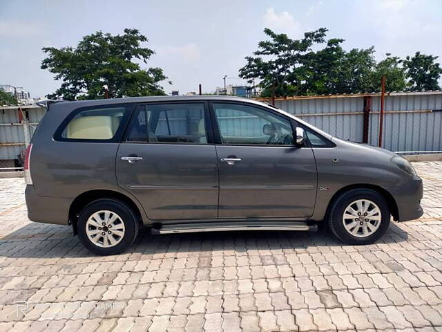 Used Toyota Innova [2005-2009] 2.5 V 7 STR in Hyderabad