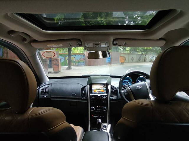 Used Mahindra XUV500 W11 AT in Delhi