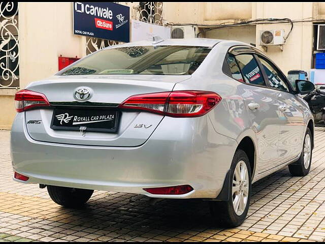 Used Toyota Yaris V MT in Mumbai